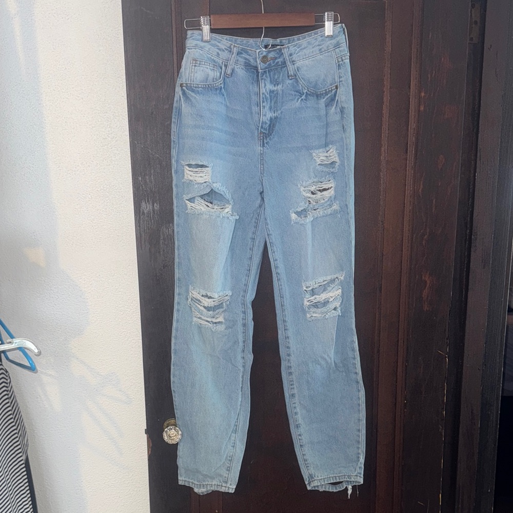 Fashion Nova Light Blue Distressed (front and back) Boyfriend Jeans **SIZE 3